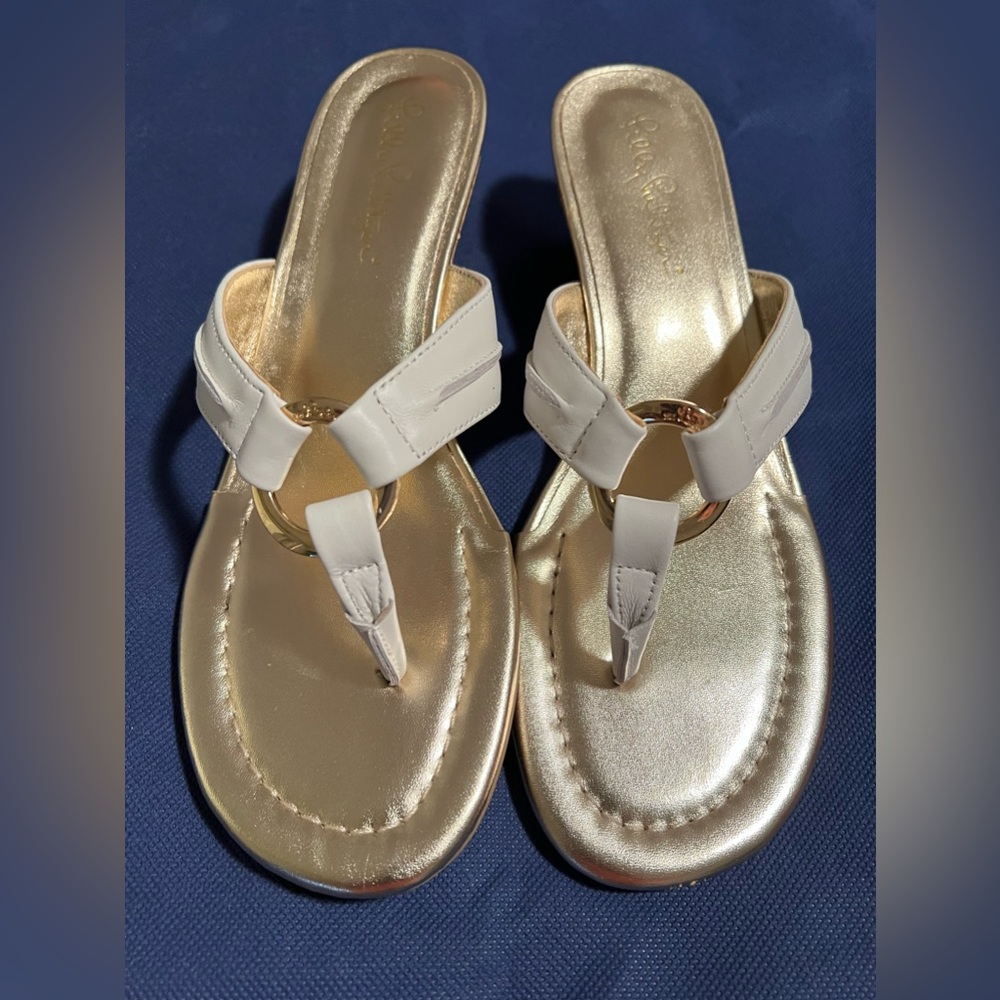 Like new Only used once size 6 1/2 Lilly Pulitzer
